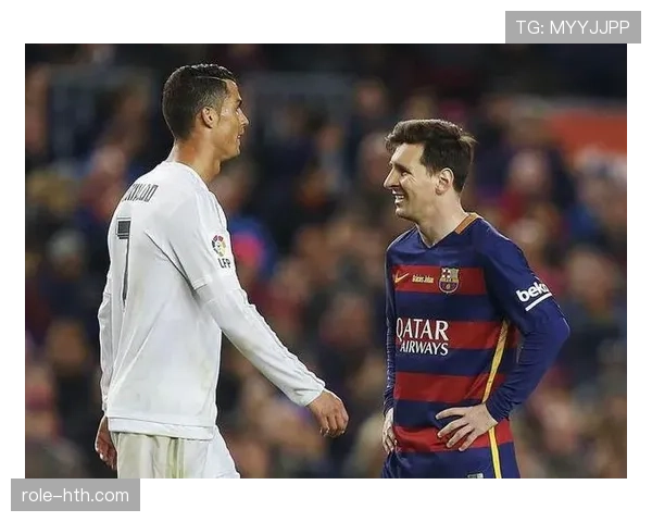 聚焦足坛传奇：世界杯巨星梅西与C罗的光辉时刻回顾